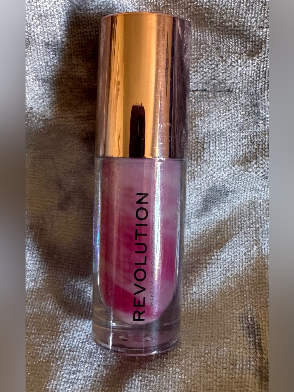 🩷Revolution Ceramide Lip Swirl Lip Gloss/Color:Berry Pink🩷